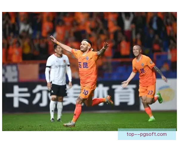 云南玉昆力克群雄荣膺中甲冠军实现冲超梦想