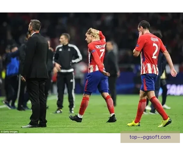 格列兹曼欧冠主场精妙侧钩射门惊艳全场观众